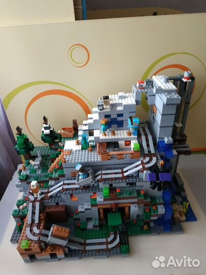 Lego майнкрафт.76010.MY world