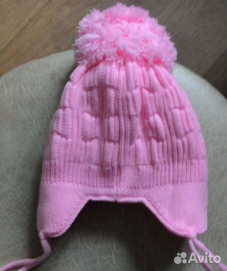 Шапка для девочки новая от 0 - 6 месяцев