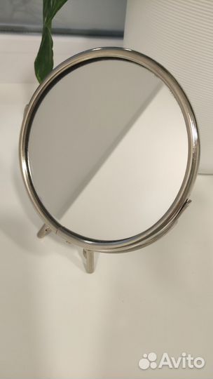 Зеркало настольное в металлич.оправе