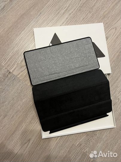 Чехол-клавиатура Apple SMART Keyboard