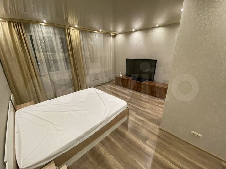 1-к. квартира, 50 м², 8/16 эт.