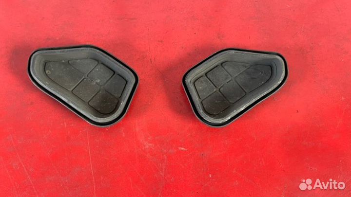 Заглушка кузова Audi A4 B8 1.8 tfsi cdhb 2009