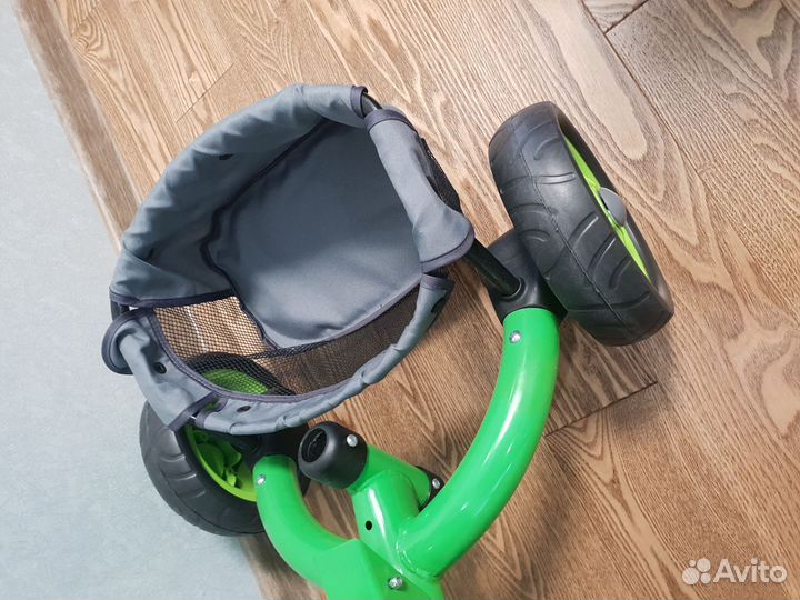 Трехколесный велосипед