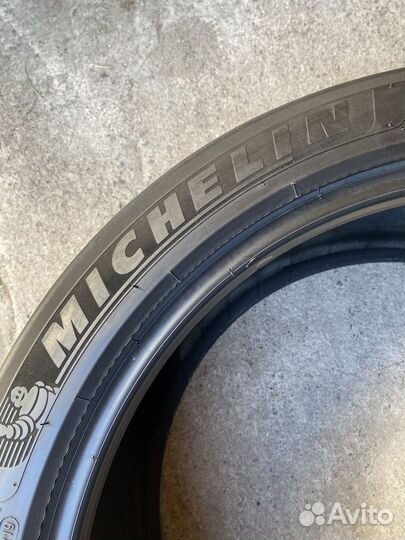 Michelin Pilot Sport 4 SUV 285/40 R22 110Y