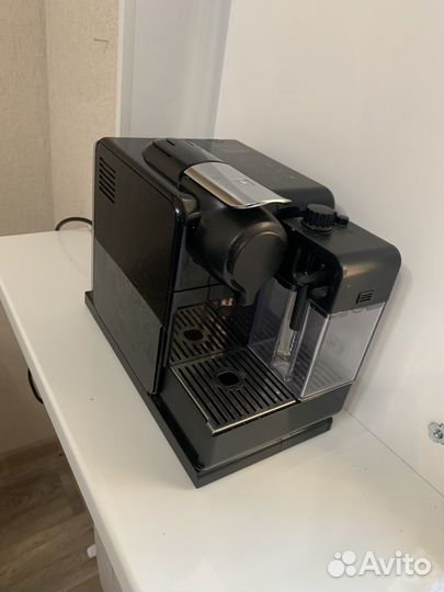 Кофемашина delonghi