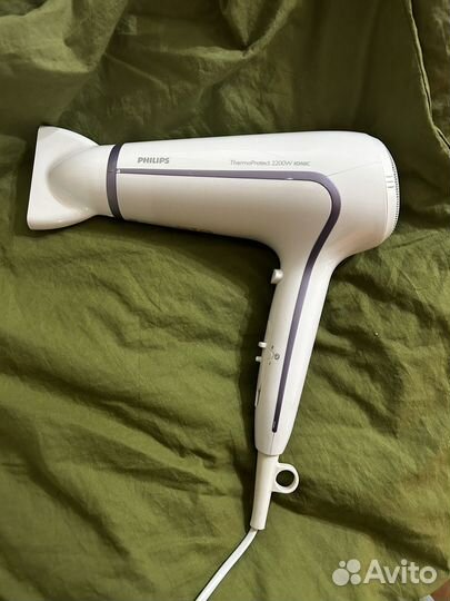 Фен philips ThermoProtect 2200W ionic