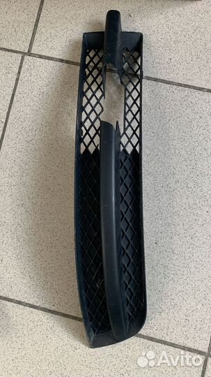 Решетка в передний бампер volkswagen Sharan