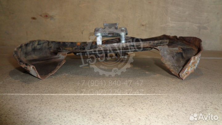 Щит опорный задний правый Lexus GS 300/350/430/450