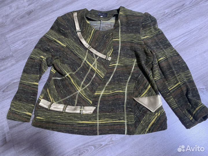 Костюм женский