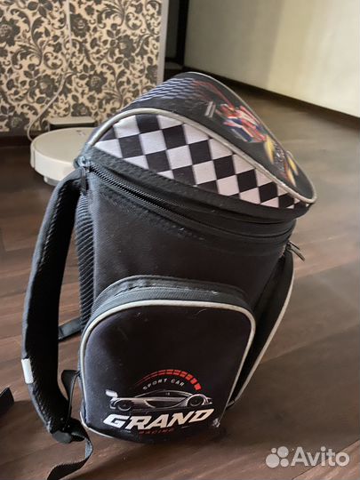 Рюкзак школьнка