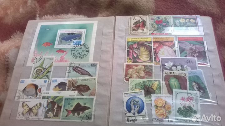 Продам альбом с марками