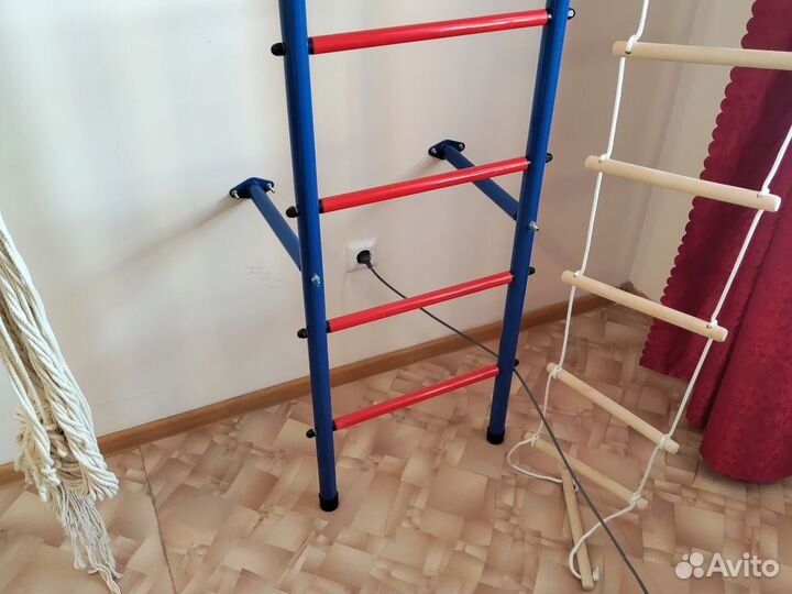 Детская шведская стенка