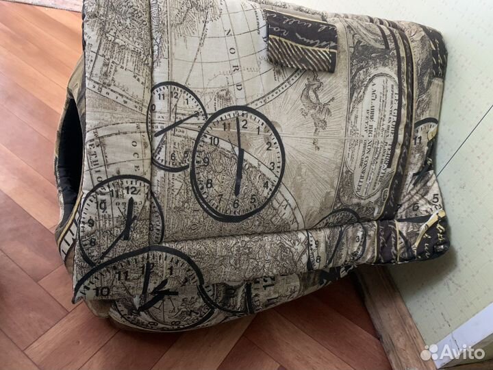 Лежанка для кошек