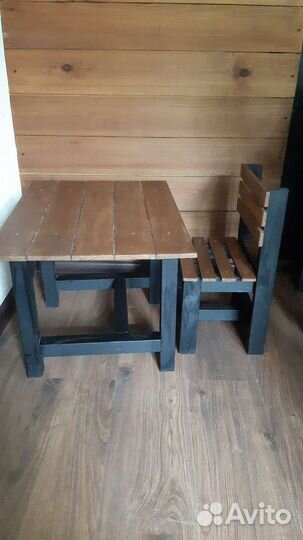 Детский стол и стул