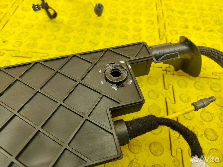 Проводка багажника Mercedes-Benz W220 M113.948 4.3