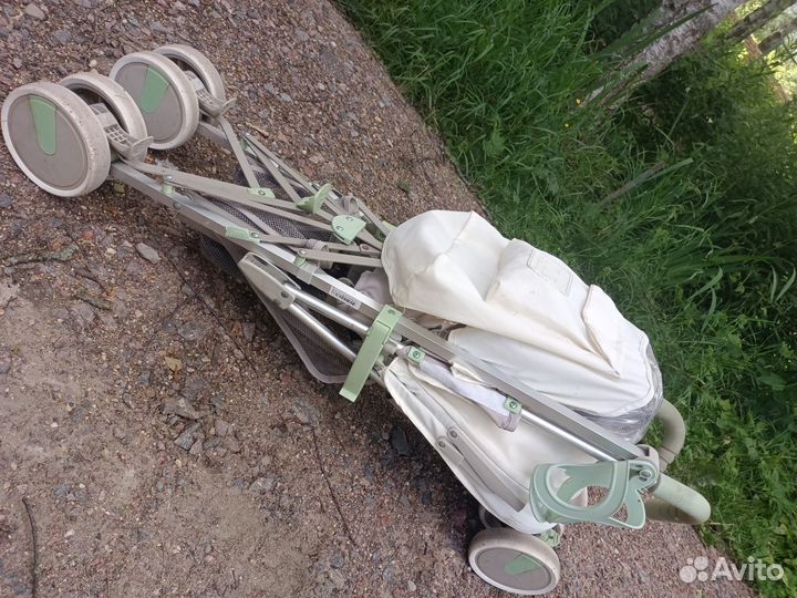 Коляска-трость