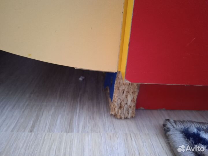 Стеллаж детский