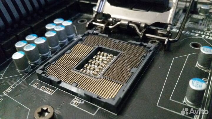 Gigabyte GA-Z68XP-UD4 Cокет 1155