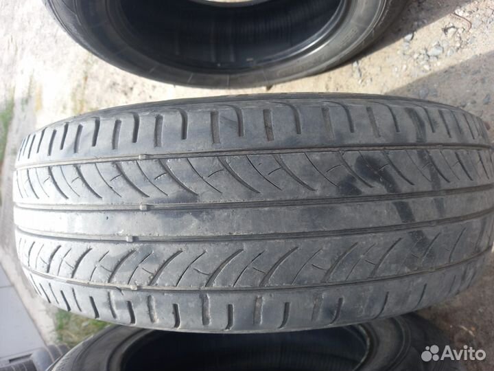 Accelera 651 215/65 R16 23G