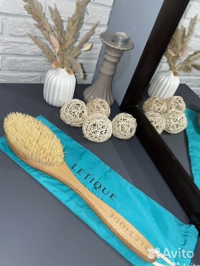 Щетка для сухого масса Letique