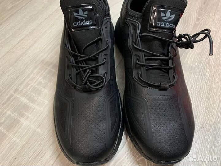 Кроссовки Adidas черные