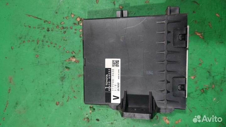 Блок управления кондиционером TLC200 toyota Land C