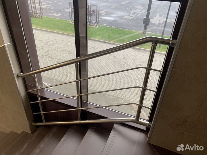 Перила на балкон / Ограждения на лестницу