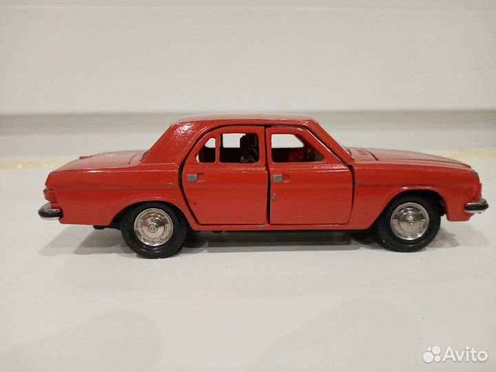 Модель волга газ 3102 СССР