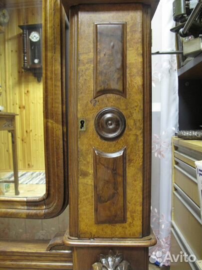 Зеркала: старинные Псише