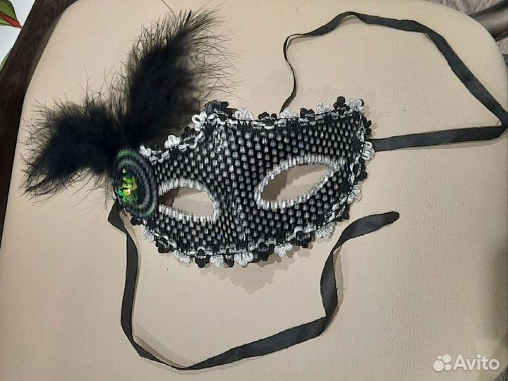 Маска карнавальная