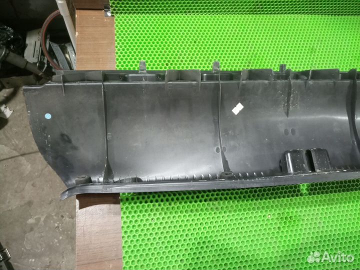 Накладка задней панели Renault Megane 2 Рено Меган