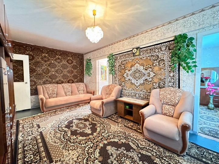 3-к. квартира, 50 м², 2/5 эт.