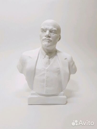 Бюст Ленина