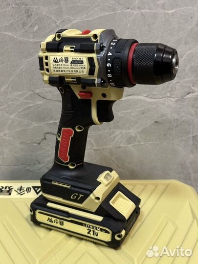 Шуруповерт бесщеточный оригинал