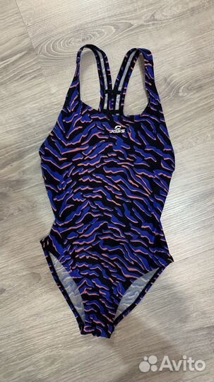 Купальник слитный спортивный