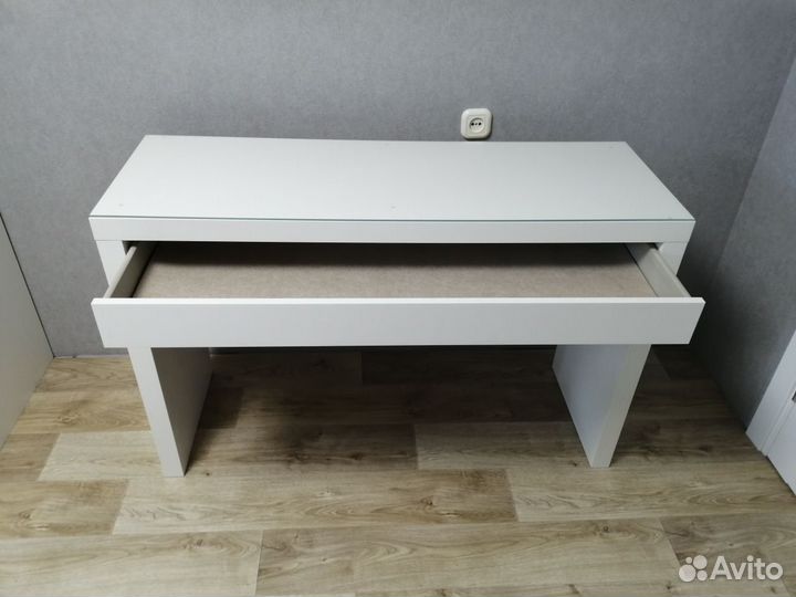 Туалетный столик IKEA