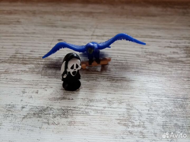 Игрушки из киндера