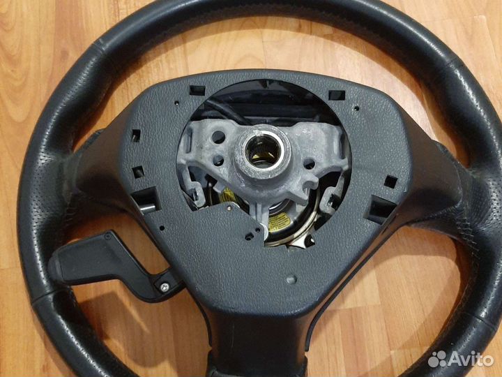Руль на Субару