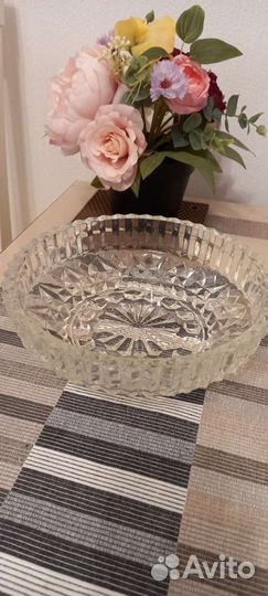 Салатницы И вазочка из хрусталя