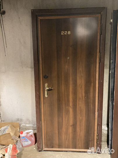 Дверь металлическая