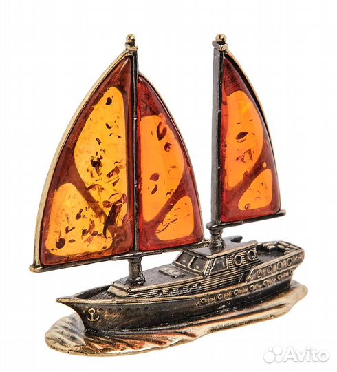 Фигурка Корабль Попутный ветер (латунь, янтарь) A2163635