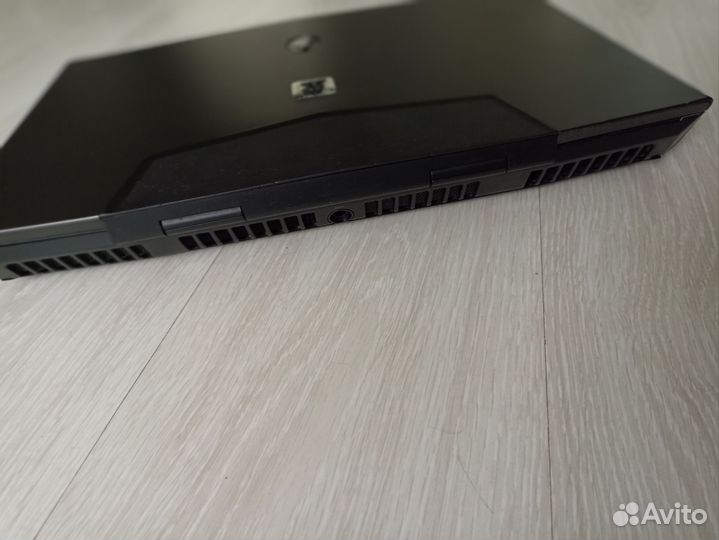 Alienware M18 X R-2Intel cor tm i7-3740QM3700 мгц