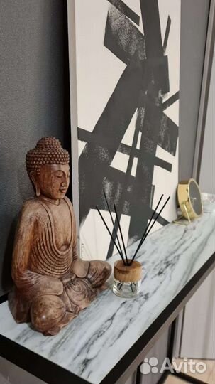 Дизайнерская консоль