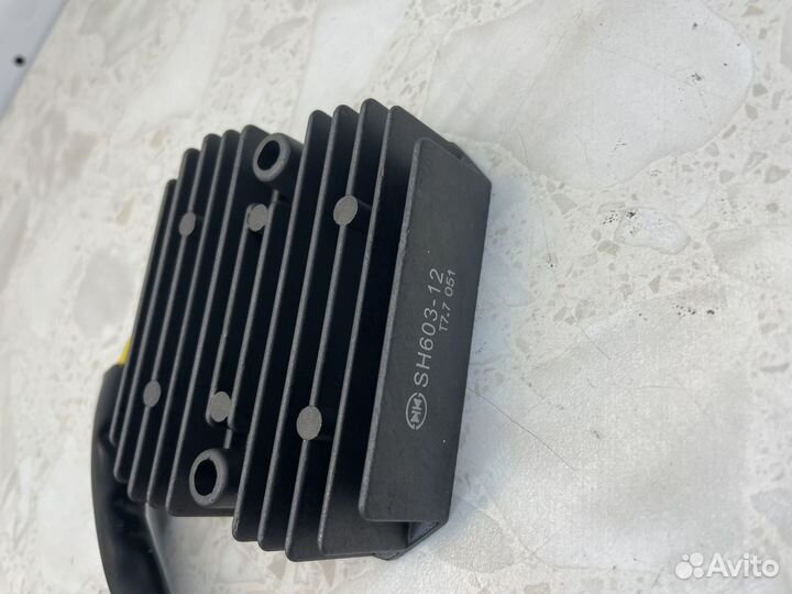 Реле заряда универсальное 7ми контактное