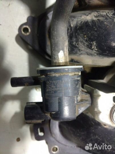 Коллектор впускной Lexus Is 2.5 2005-2013