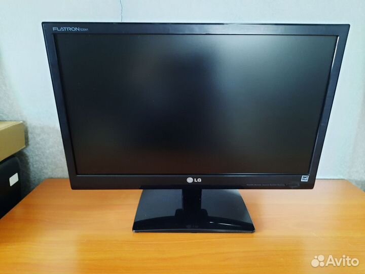 Монитор LG Flatron E2041S-BNX