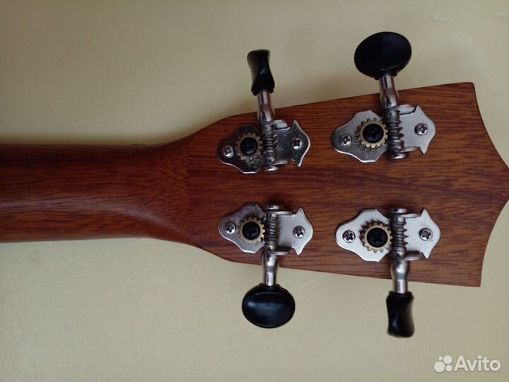 Укулеле концерт Veston KUC 100AC новая