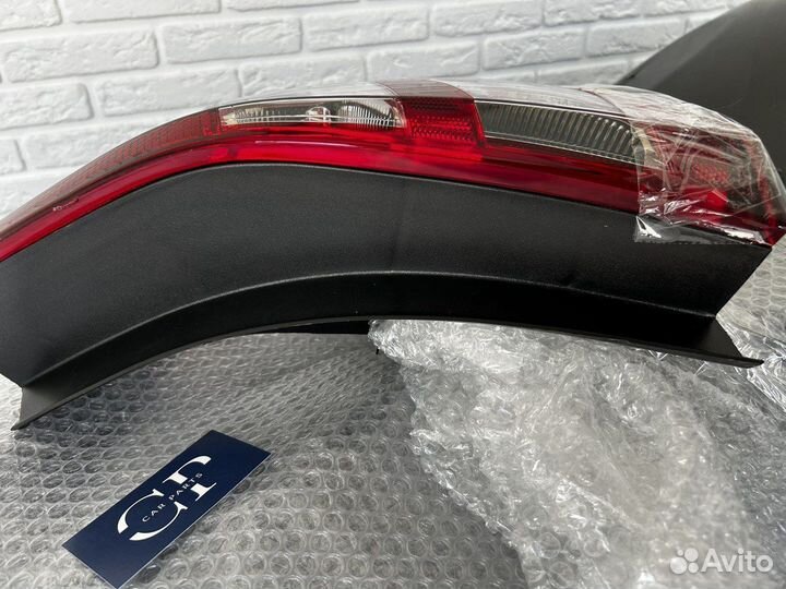 Фонарь задний правый Renault Sandero
