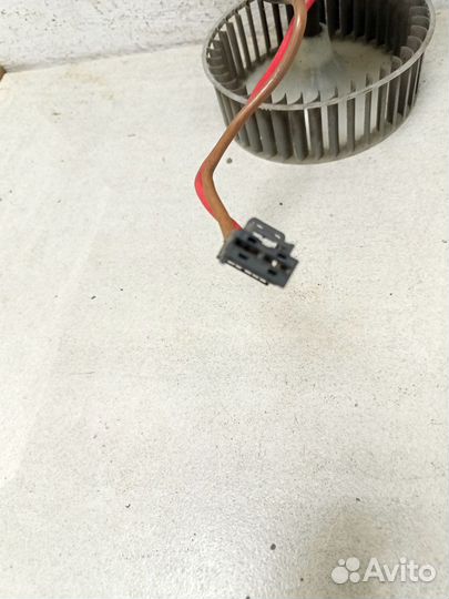 Моторчик печки Мерседес