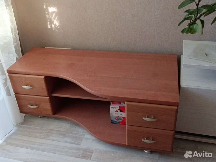 Тумба под тв